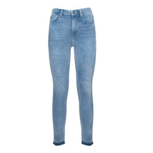 Load image into Gallery viewer, GUESS - WOMAN - JEANS - W1GA26

