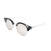 Load image into Gallery viewer, GUESS - ACCESSORIES - SUNGLASSES - GF6031
