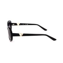 Load image into Gallery viewer, GUESS - ACCESSORIES - SUNGLASSES - GU7632
